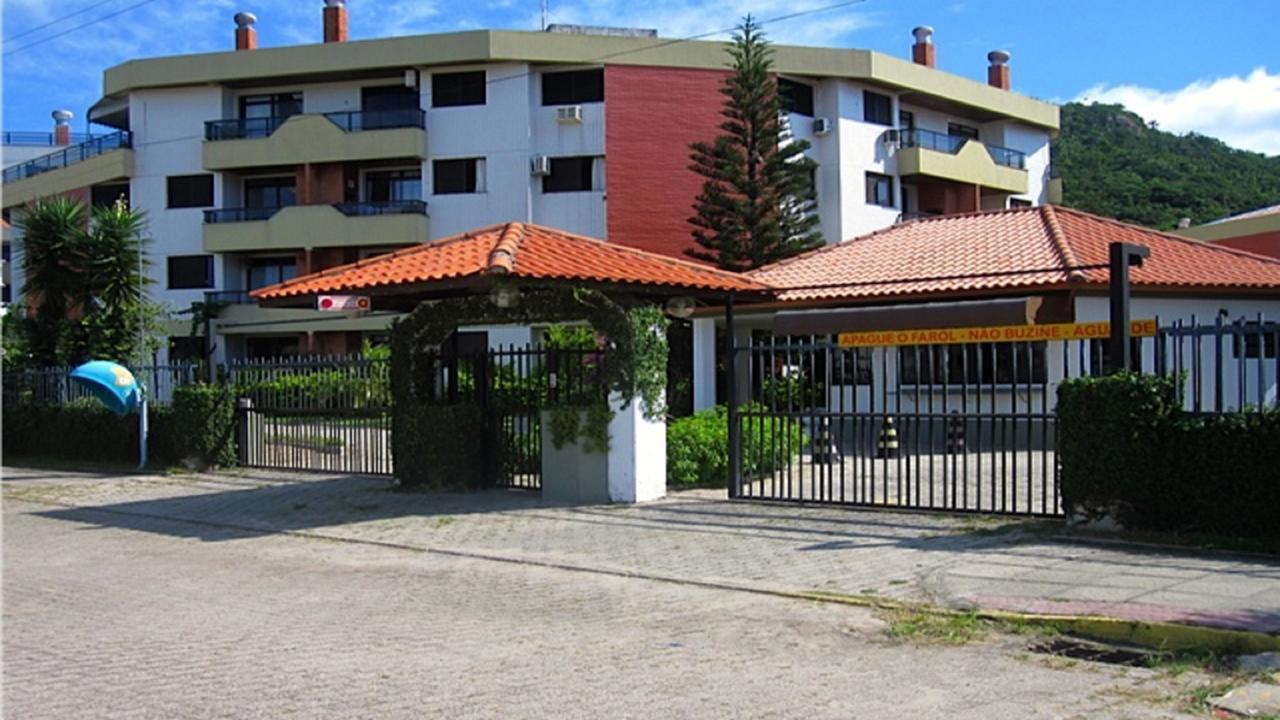 フロリアノポリスLinda Cobertura Frente Mar Com Piscina Privativa E Pe Na Areia!アパートメント エクステリア 写真